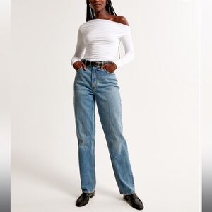 Abercrombie & Fitch Ultra High Rise 90s Straight Jean Curve Love